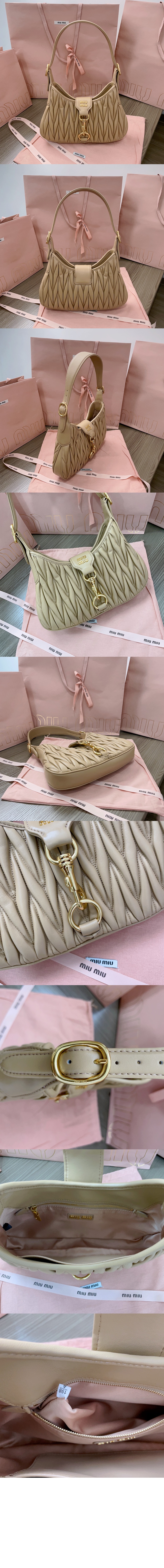 미러급레플리카사이트 | 명품레플리카 전문 쇼핑몰  | A퀄리티 - 토트 숄더백 5BC157 &gt; 미우미우