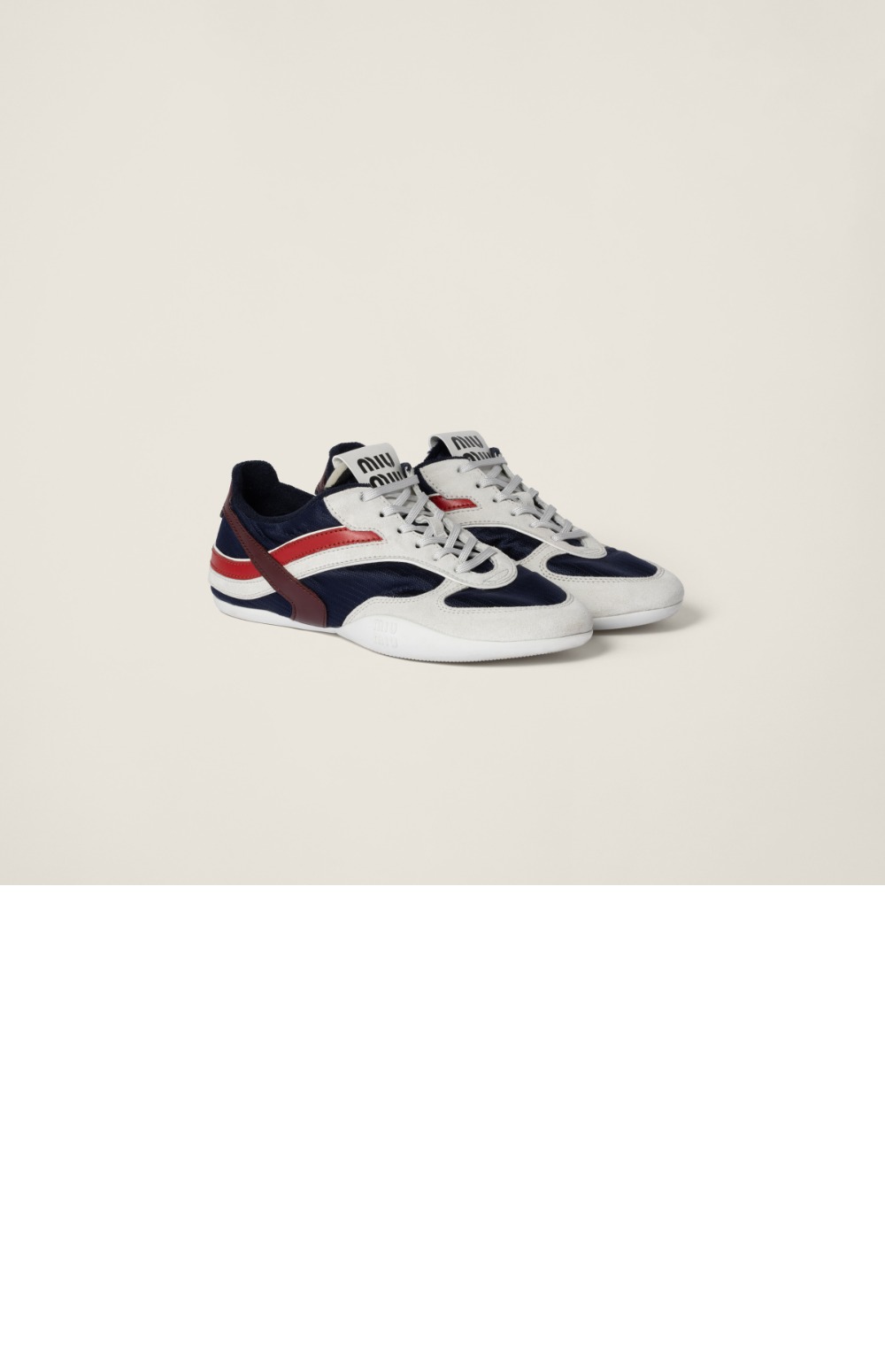 미러급레플리카사이트 | 명품레플리카 전문 쇼핑몰  | A퀄리티 - 김나지움 기능성 소재 및 스웨이드 스니커즈 5E428E &gt; 미우미우