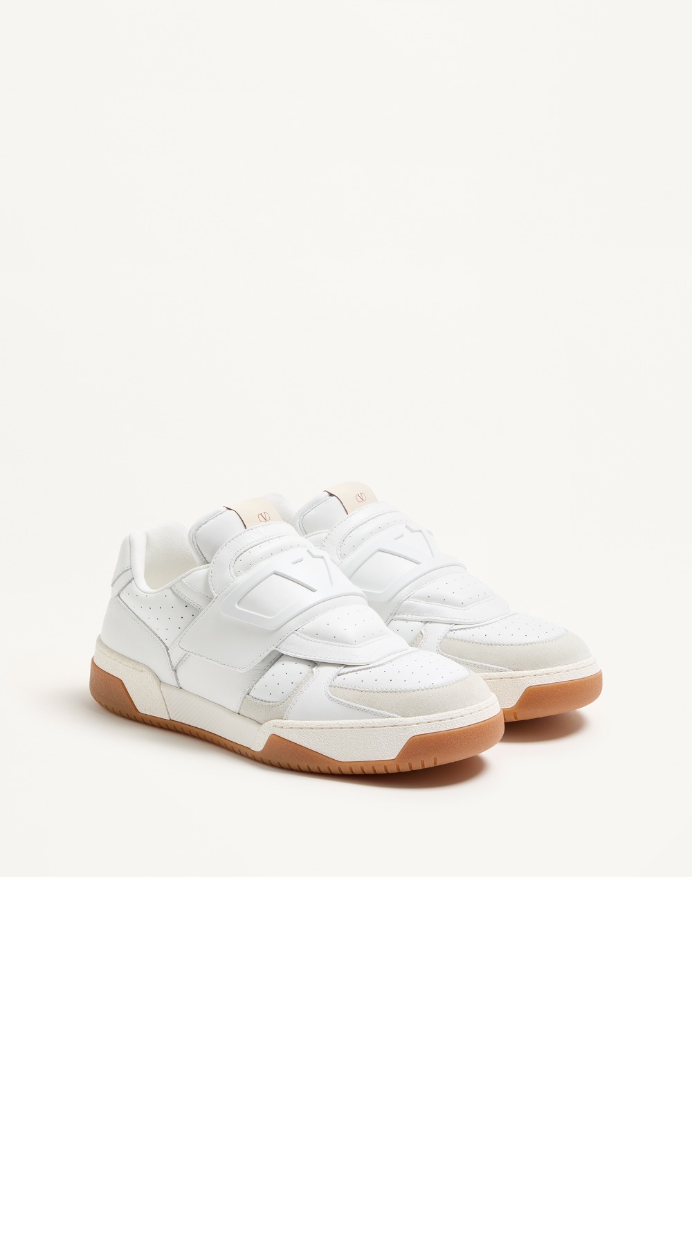 미러급레플리카사이트 | 명품레플리카 전문 쇼핑몰  | A퀄리티 - 주아 드 주에 나파 카프스킨 로우탑 스니커즈 &gt; 발렌티노