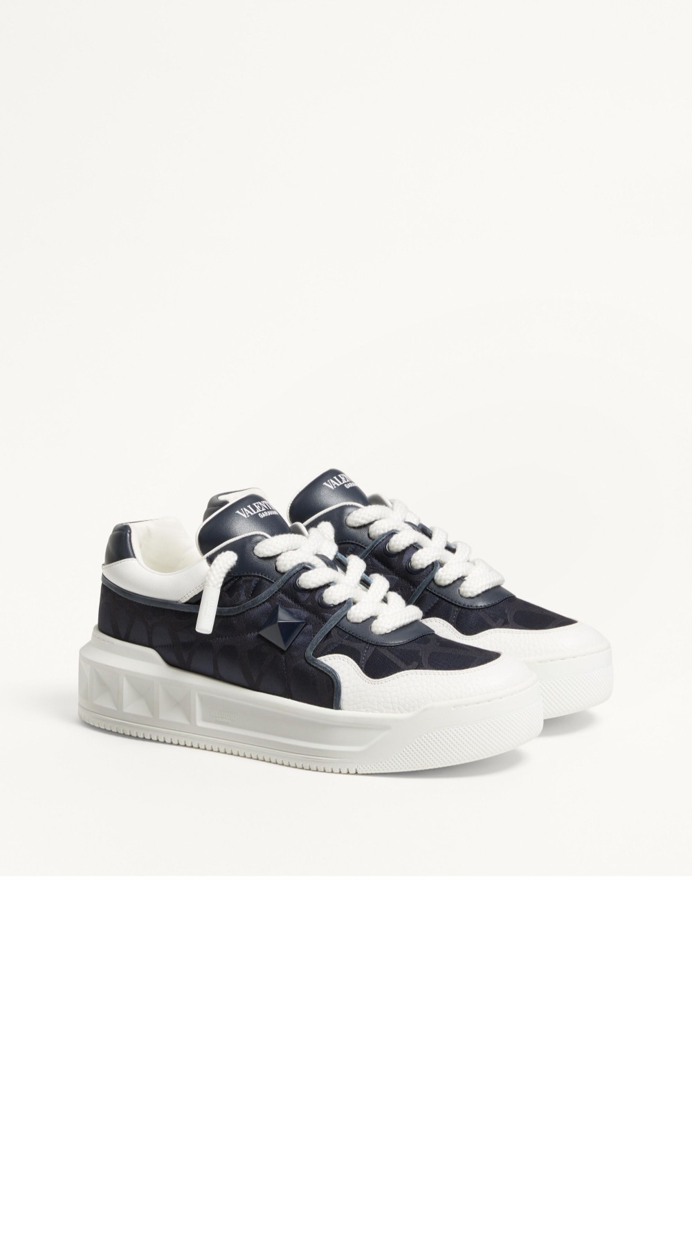 미러급레플리카사이트 | 명품레플리카 전문 쇼핑몰  | A퀄리티 - 원 스터드 XL 로우탑 스니커즈 &gt; 발렌티노