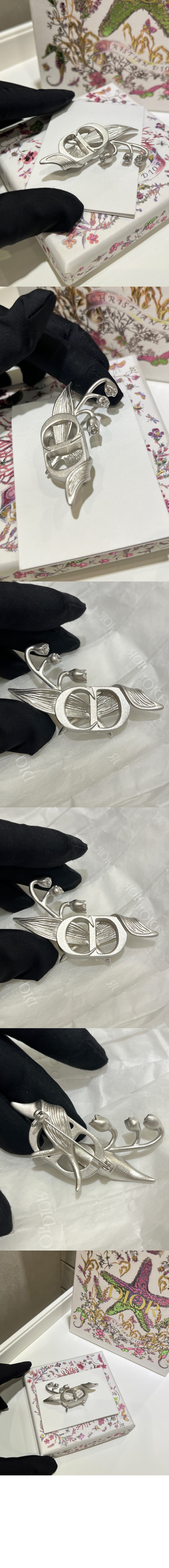 미러급레플리카사이트 | 명품레플리카 전문 쇼핑몰  | A퀄리티 - CD 은방울꽃 브로치 V1460 &gt; 디올