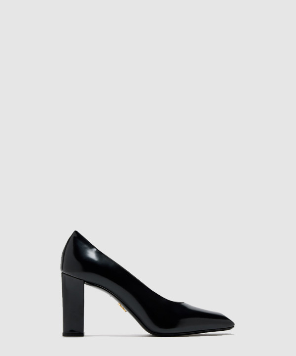 브러시드 레더 펌프 1I837N